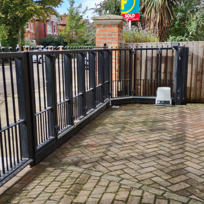 Stainless Steel 304 Bi Fold Gate Bearing With Hinges