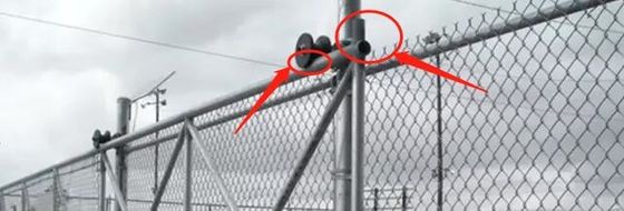 5327g Nylon Cantilever Gate Rollers With Bracket Chain Link Fence Gate Wheels
